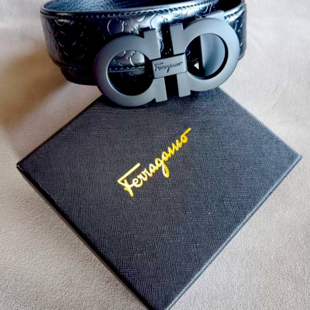 Ferragamo Belt  size 32